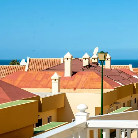 Апартаменти Cosy Mareverde Free Wifi